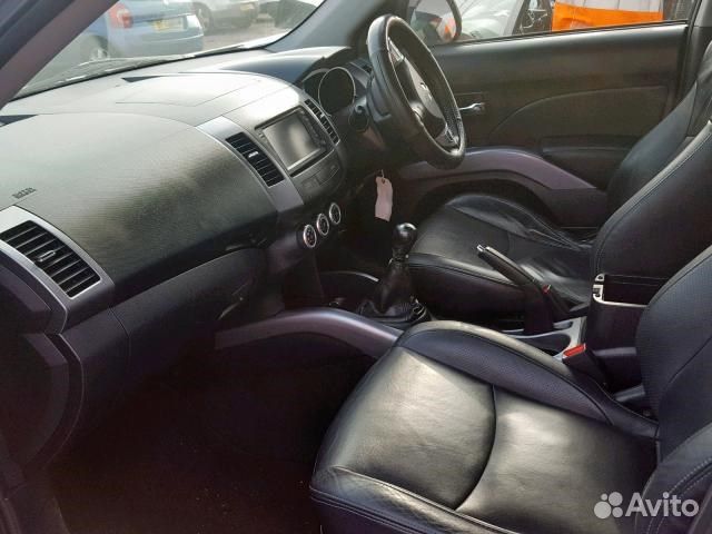 Разбор на запчасти Mitsubishi Outlander XL