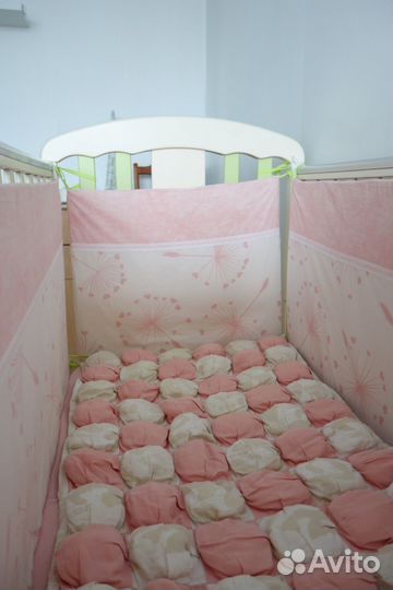 Детская кровать-качалка