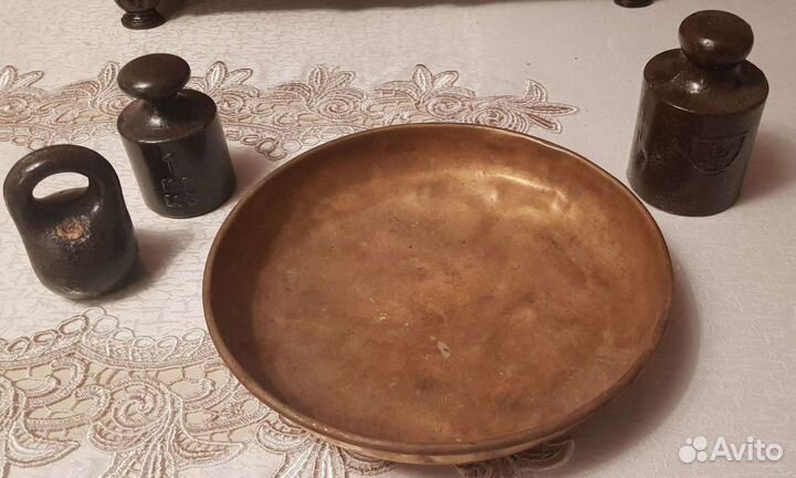 Продам старинные весы, семейная реликвия. чашки дл