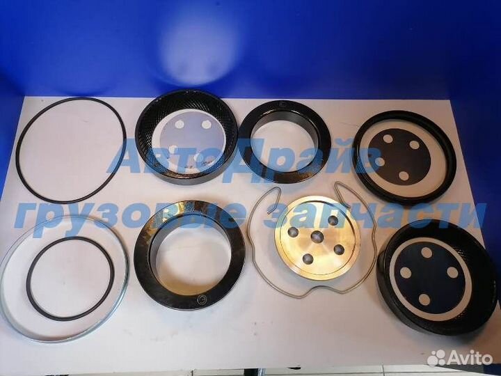 Ремкомплекет балансира на сторону Ивеко Траккер