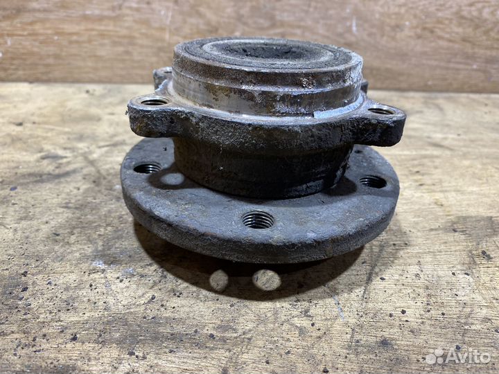 Ступица передняя Volkswagen Tiguan 1