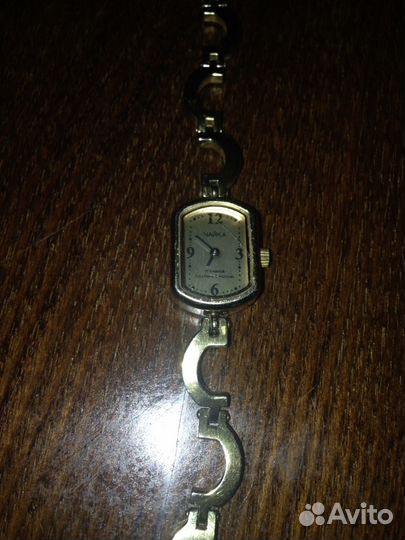 Позолоченные Часы