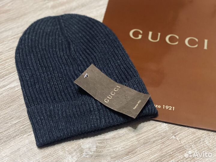 Италия.фирменная шапка Gucci