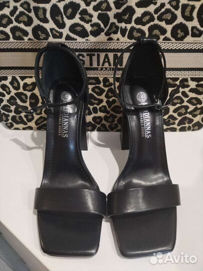 Босоножки женские 36 размер новые