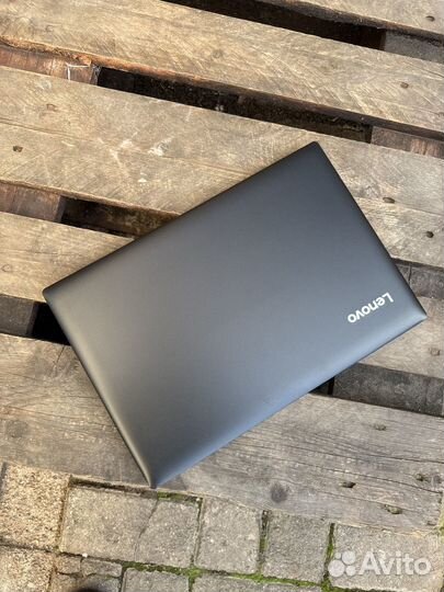 Быстрый Lenovo i3 7020, 8Gb, SSD 256, MX 150 2Gb