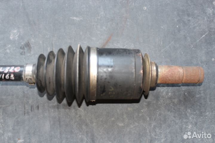 Передний левый привод Mercedes ML-Class W163 ML320