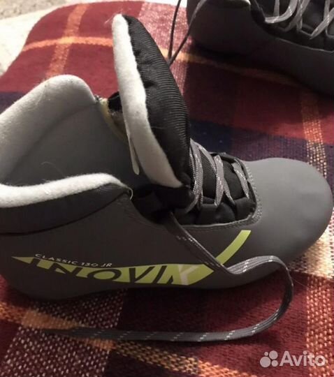 Лыжные ботинки