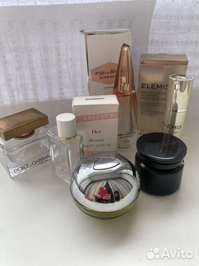 Пустые флаконы от парфюма и косметики