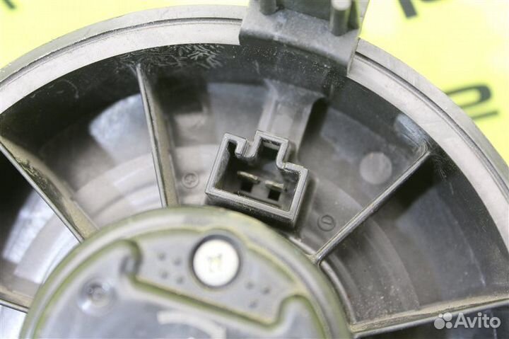 Мотор печки Nissan Cube Z12 HR15DE