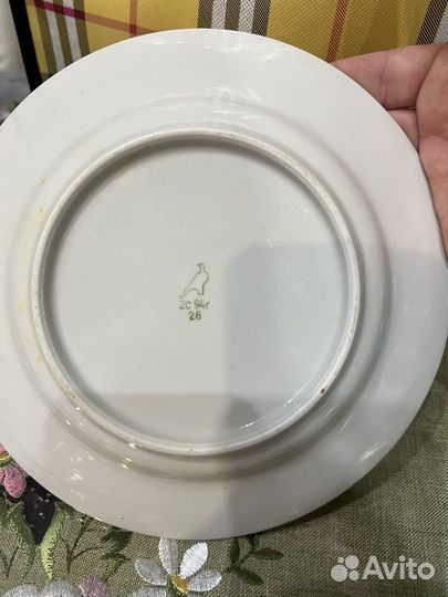 Тарелка фарфоровая Дулево