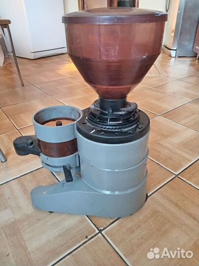 Кофемолка электрическая