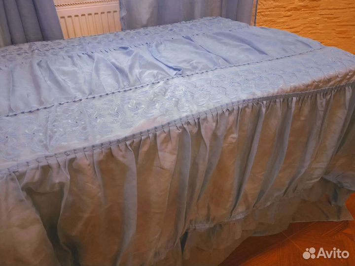 Шторы и покрывало наволочки