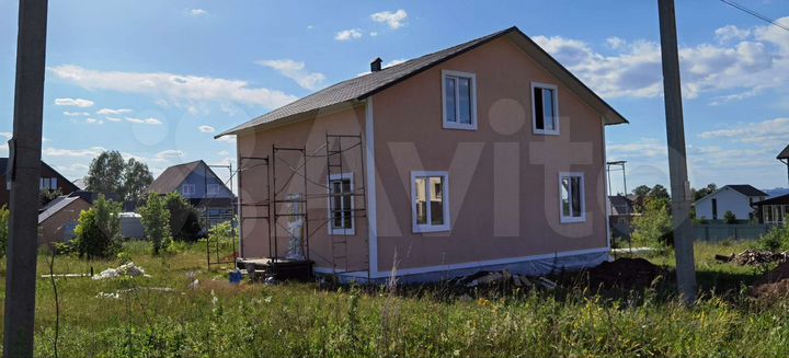 Таунхаус 80 м² на участке 4 сот.