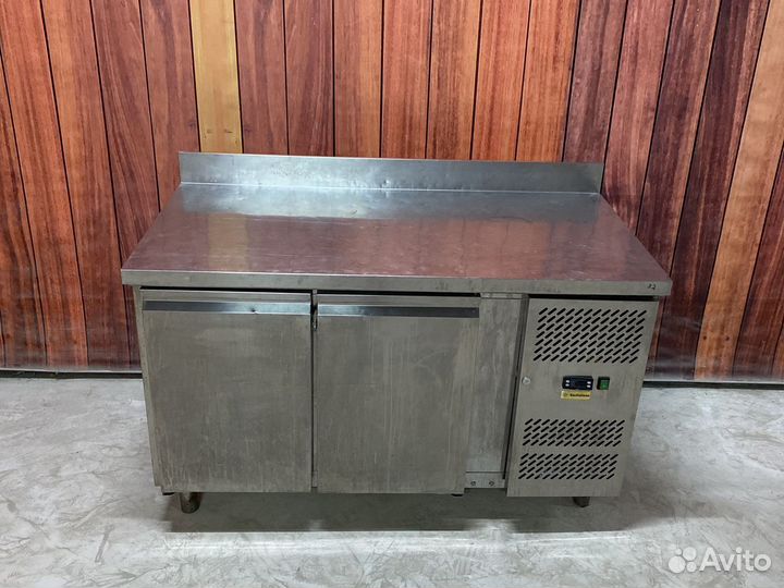 Стол холодильный