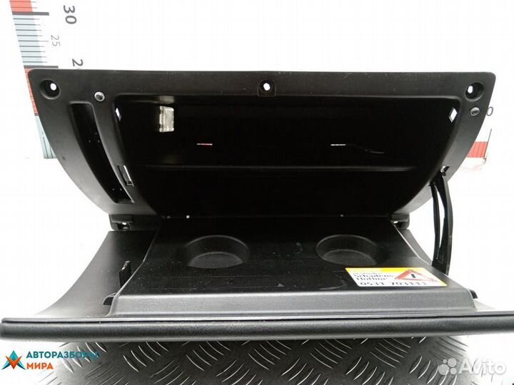 Бардачок Opel Astra F рест. 1998 90437505