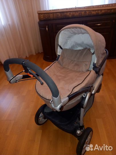 Трехколесная коляска Peg-Perego GT3 3 в 1