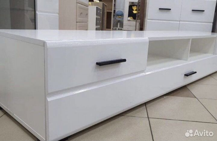 Тумба под тв