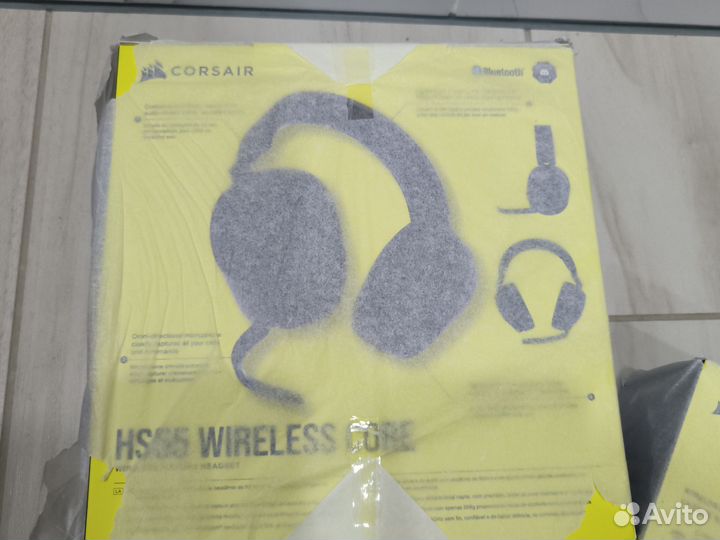 Новые игровые беспроводные наушники Corsair hs55