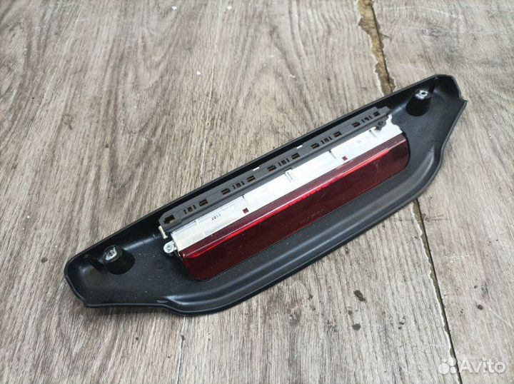 Стоп-сигнал крышки багажника Ford Ka хетчбэк 3дв