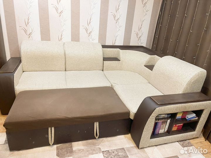 Диван угловой