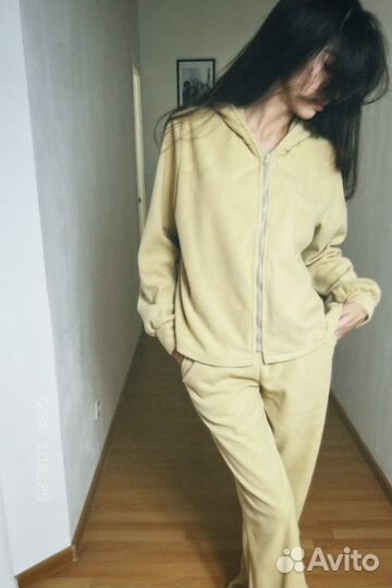 Женская одежда