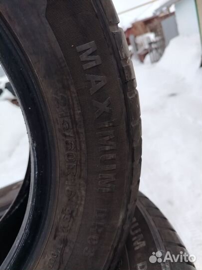 Doublestar Maximum DH03 215/60 R16