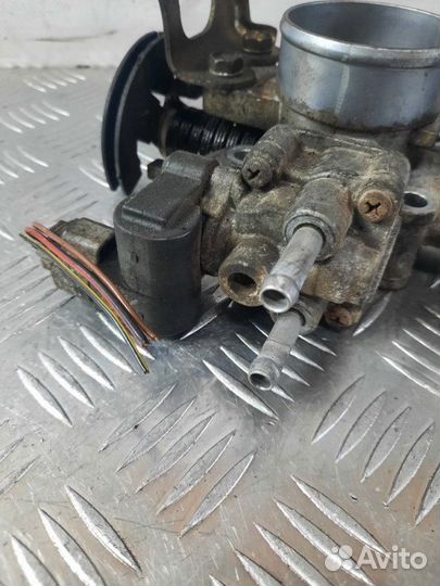 Дроссельная заслонка Toyota Avensis 1 1.8 7AFE