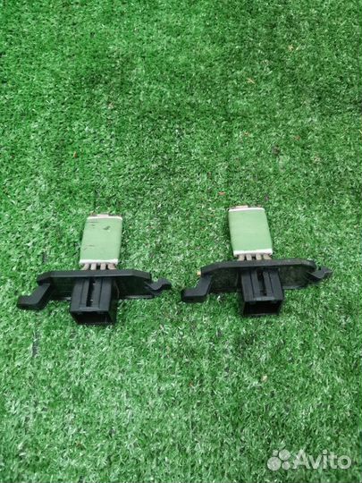 Реостат печки Ford Focus 3 хетчбек 1.6 iqdb 2012
