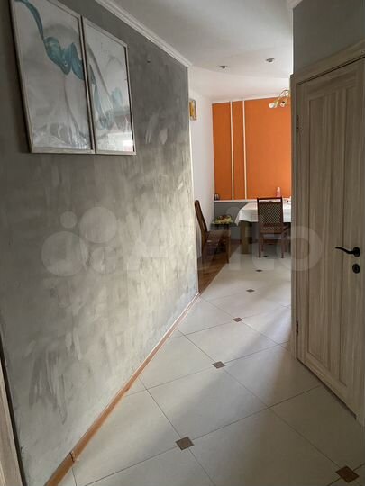 3-к. квартира, 84,1 м², 1/6 эт.