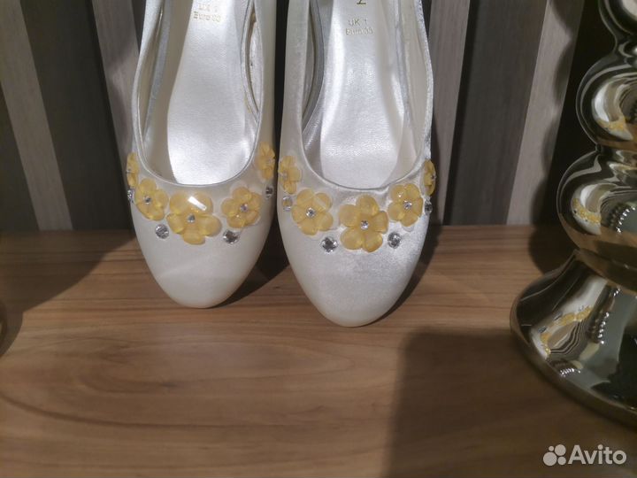 Туфли для девочки 33 размер