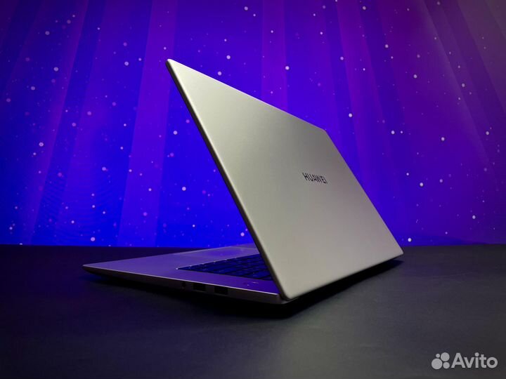 Ультрабук Huawei MateBook 15 / Core i5 / SSD