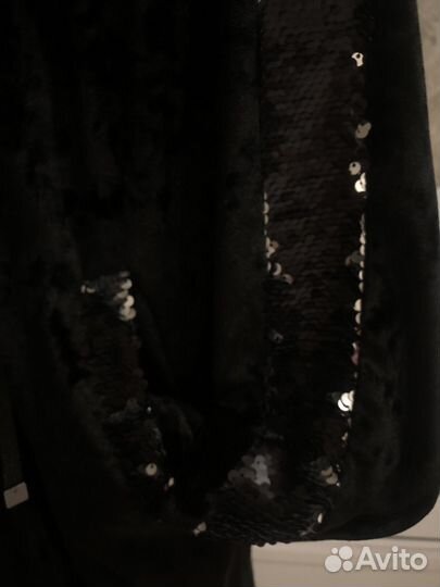 Спортивный костюм женский