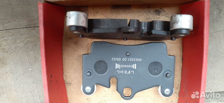 Продам тормозные колодки volkswagen touareg 2008 г