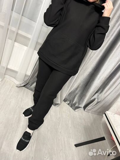Спортивный костюм на флисе женский теплый