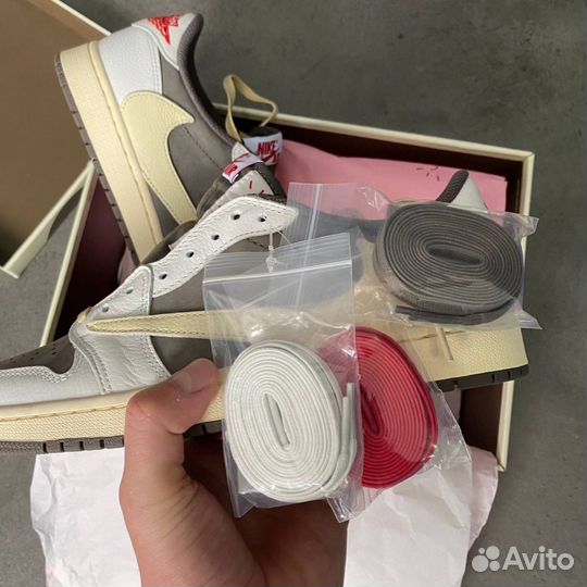 Кроссовки nike air jordan 1 low travis scott mocha