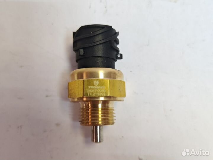 Датчик камаз включения фонаря заднего хода