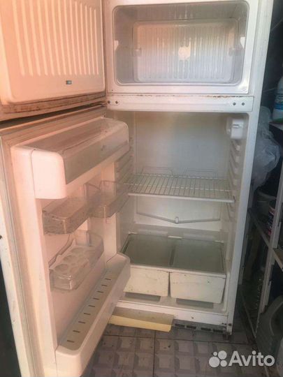 Холодильник бу