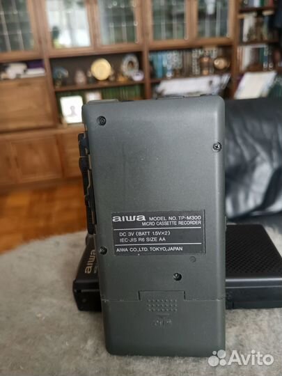 Микрокассетные диктофоны aiwa TP-M200/300