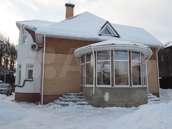 Дом 162 м² на участке 12 сот.