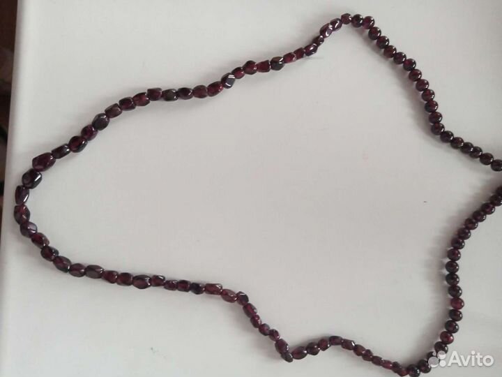 Бусы различные