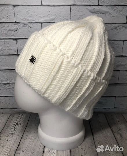 Шапка женская вязаная