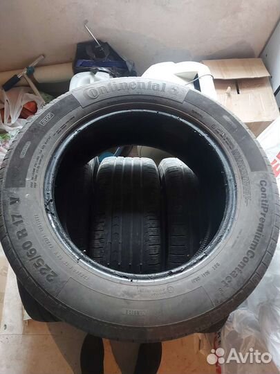 Continental ContiPremiumContact 5 225/60 R17