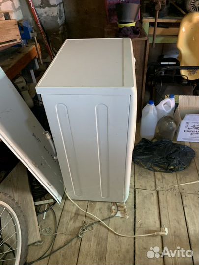 Стиральная машина Indesit Wes9x на запчасти