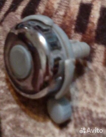 Багажник,крылья,подножка,комп,звонок для велосипед