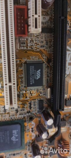 Материнская плата