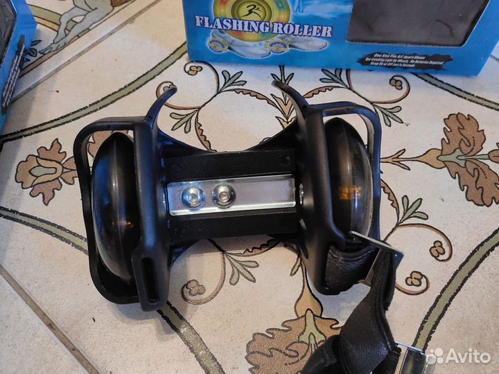 Ролики светящиеся на обувь