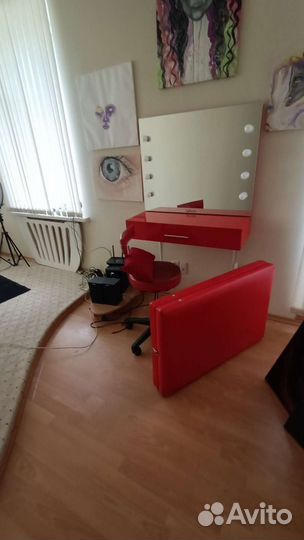 Комплект д/макияжа красный