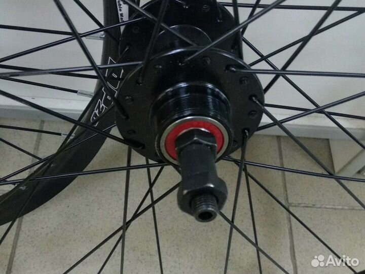 Колесо 26 дюймов заднее на промах трещетка диск