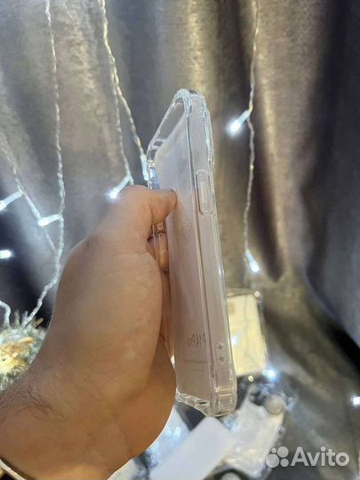 Чехлы новые на iPhone