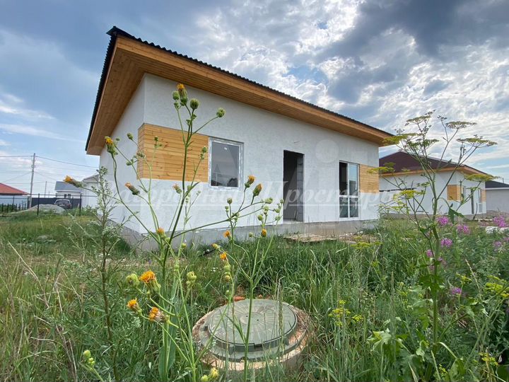 Коттедж 100 м² на участке 5 сот.